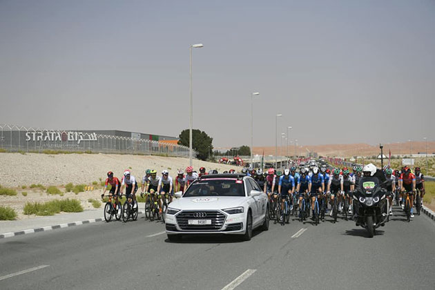 UAE Tour race start